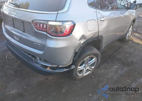 2024 Jeep Compass Latitude 4X4 from USA, damaged, VIN 3C4NJDBN1RT607043